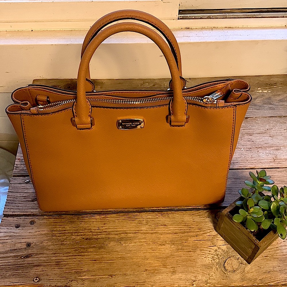 Michael Kor purse